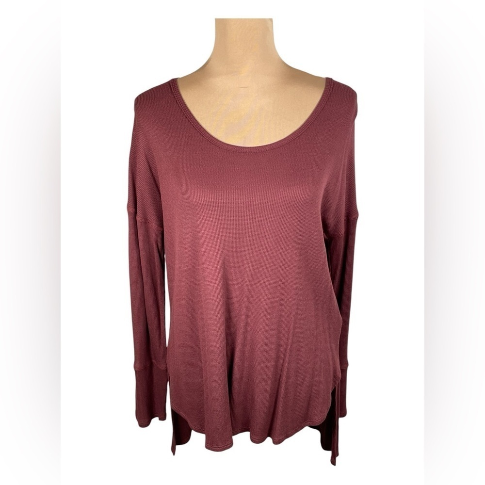 JODIFL LONG SLEEVE PLEAT BACK KNIT TOP MEDIUM‎